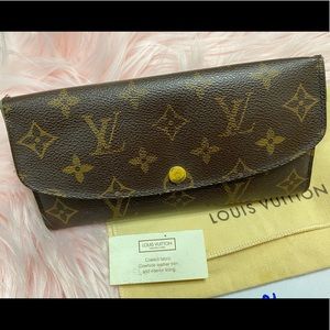 Louis Vuitton Emilie Wallet in color Mimosa